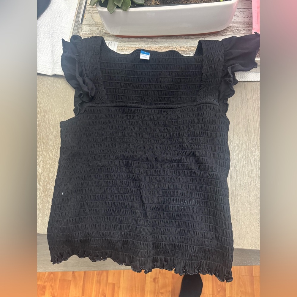 Old Navy Black Smocked Cap Sleeve Blouse